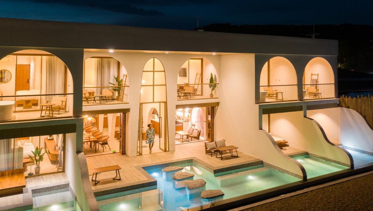 Tasana Bar And Luxury Resort Ko Lan Exterior photo